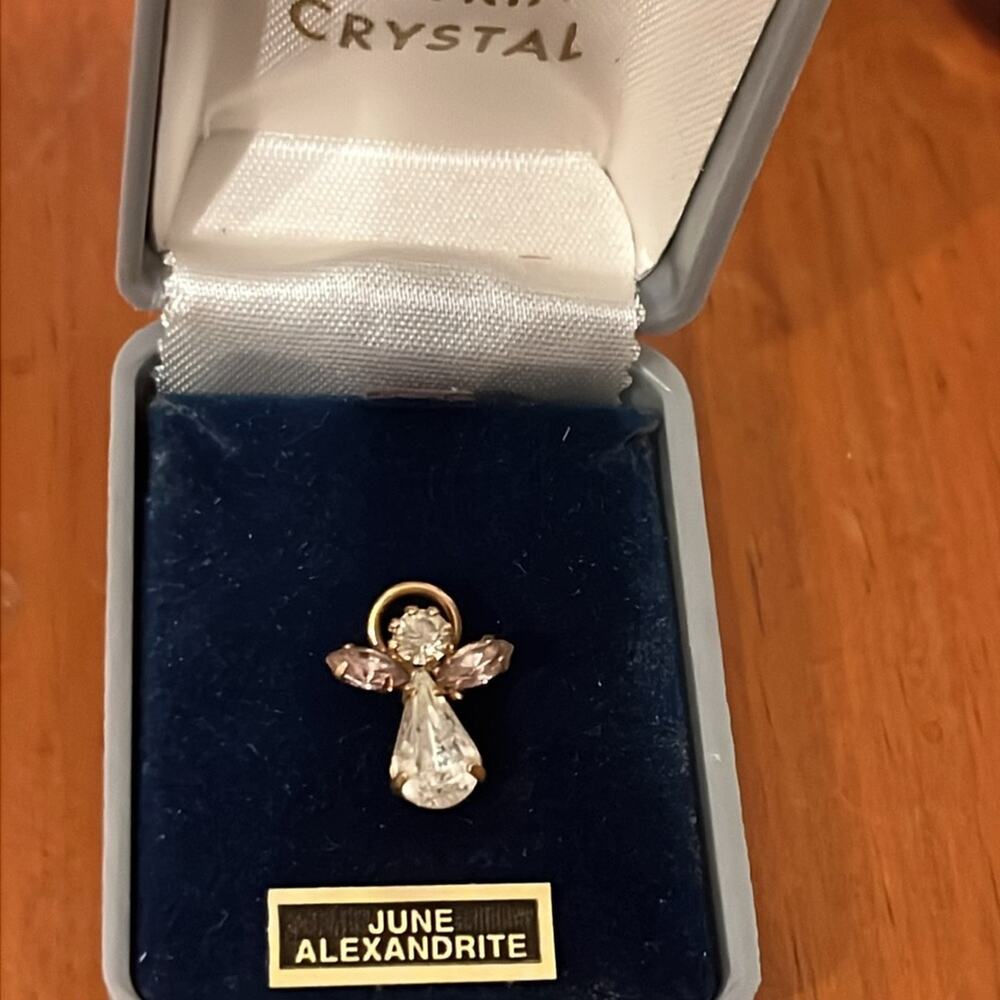Guardian Angel Crystal Birthstone June Alexandrite Lapel Pin Austrian - Picture 2 of 2